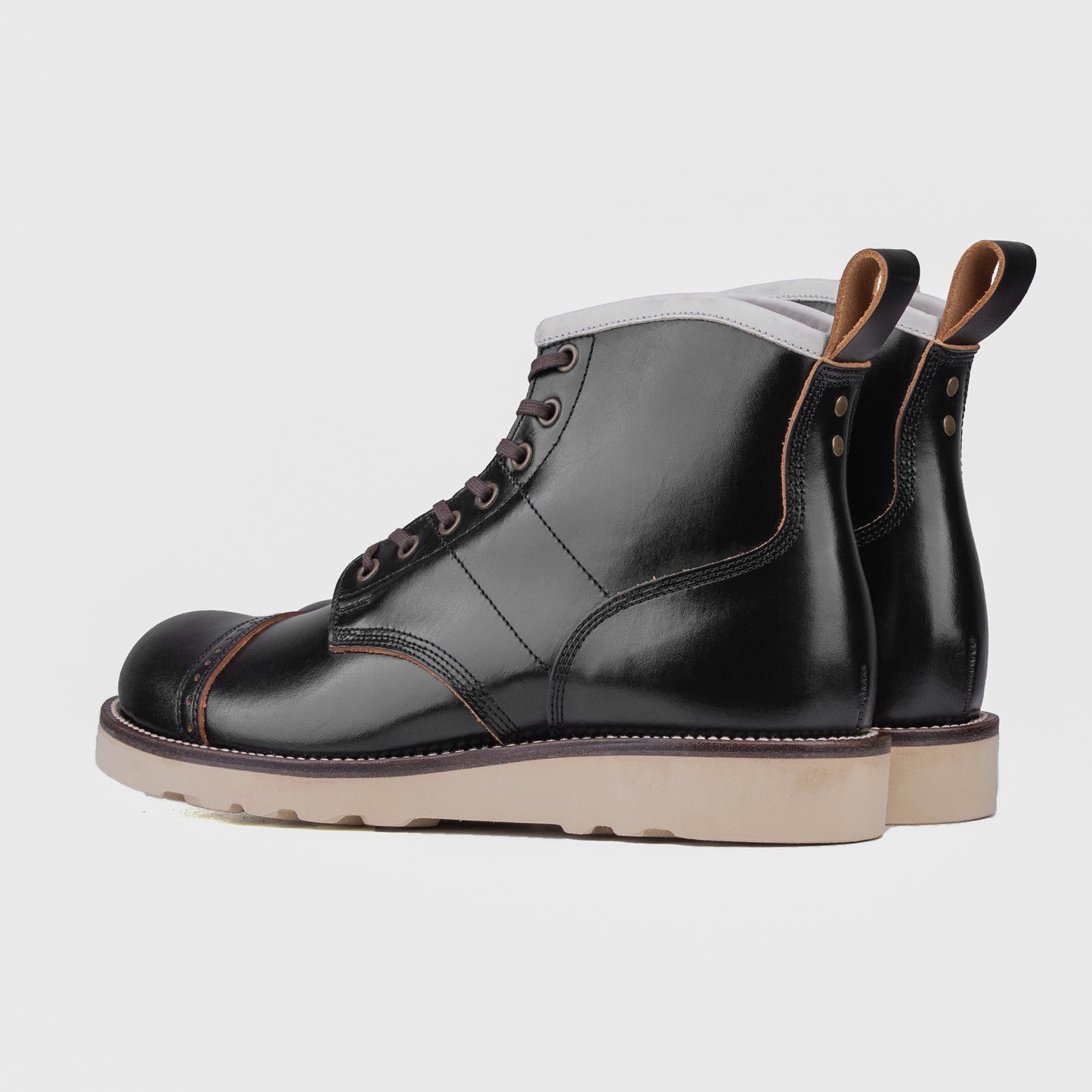 Munson City Paratroop Boot - luosjiet®boots - Black TeaCore Smooth Cowhide