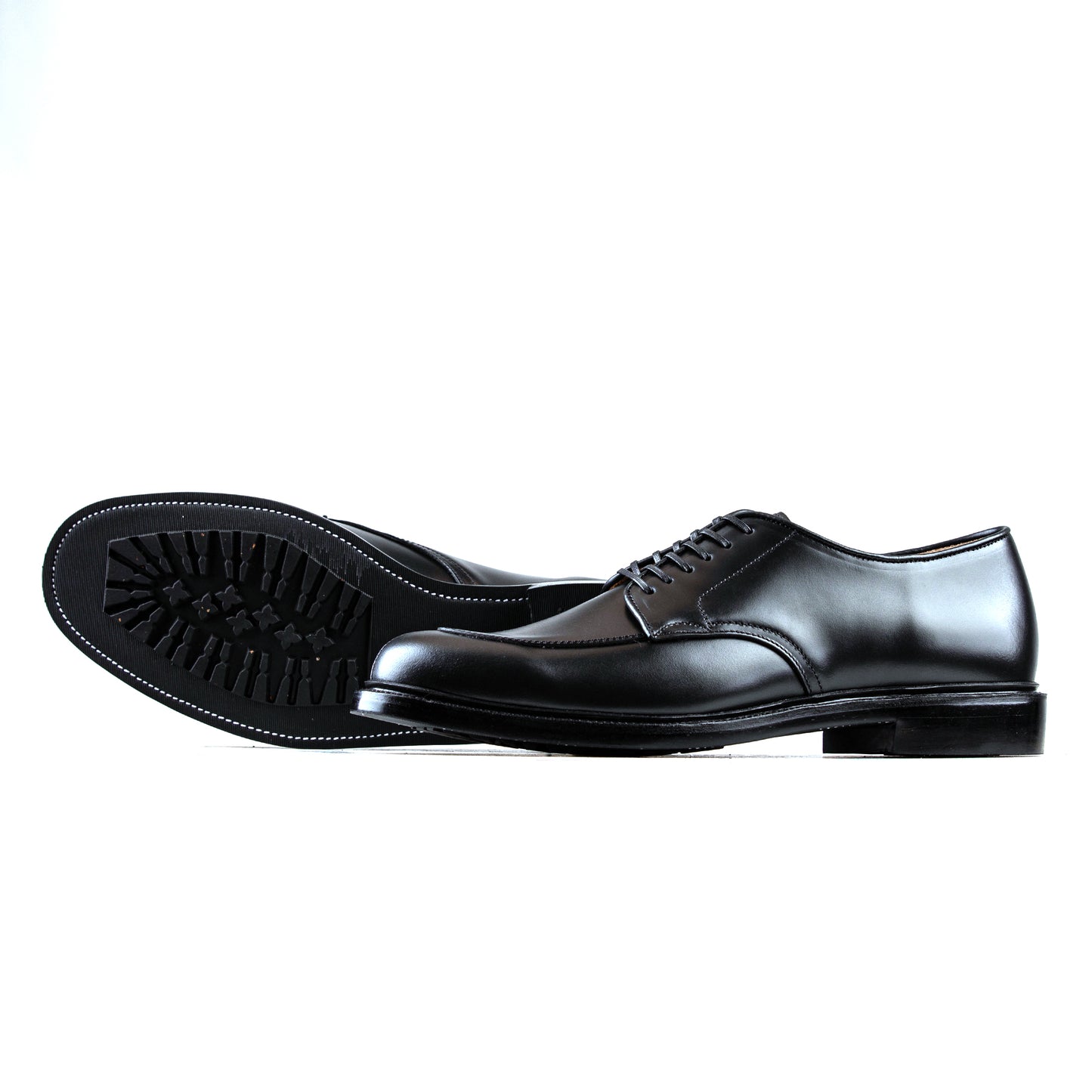 Classic V-Tip Shoe - luosjiet®shoes -  Black OTA Cowhide