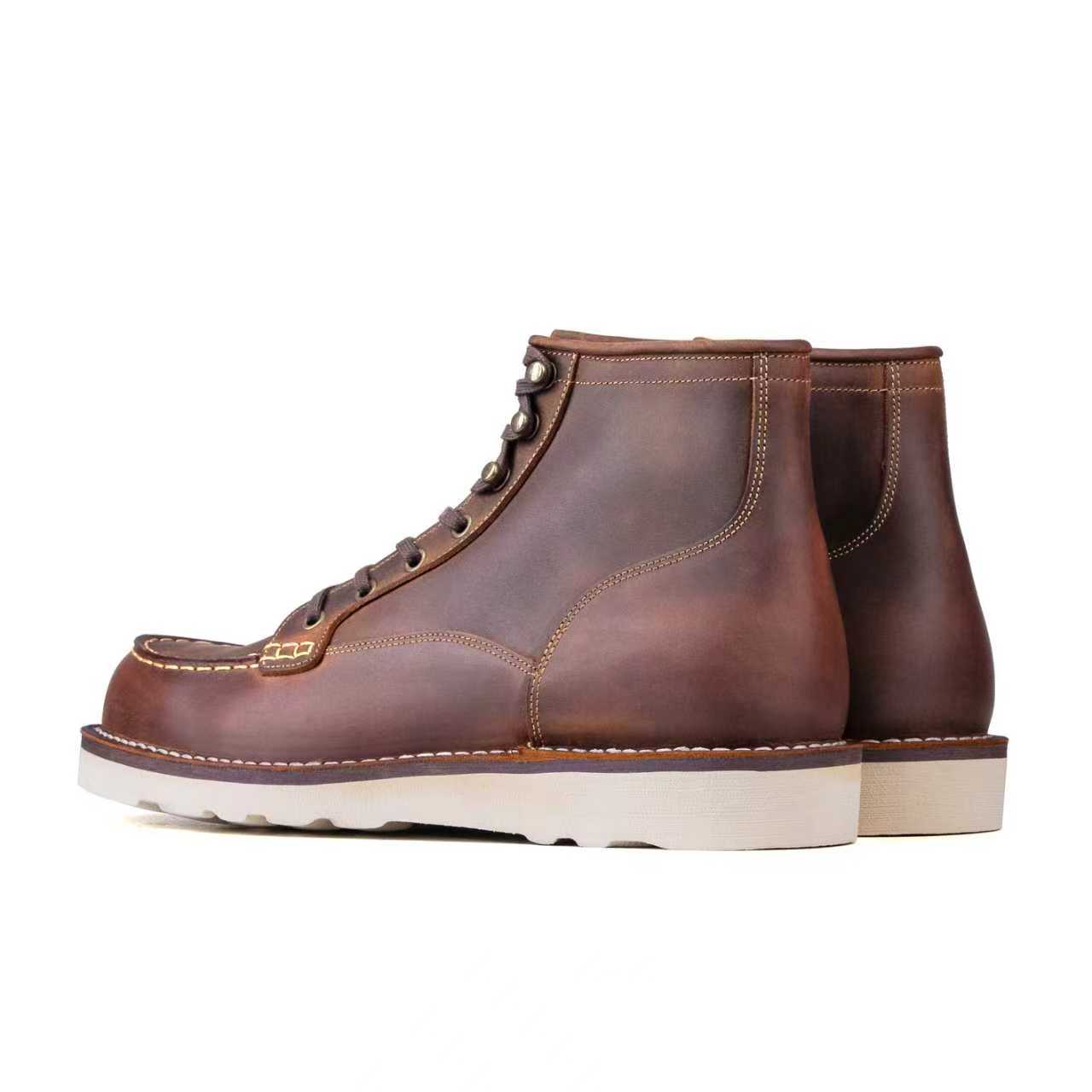 Akita Dog MocToe Boot -luosjiet®boots - Crazy Horse Red Brown