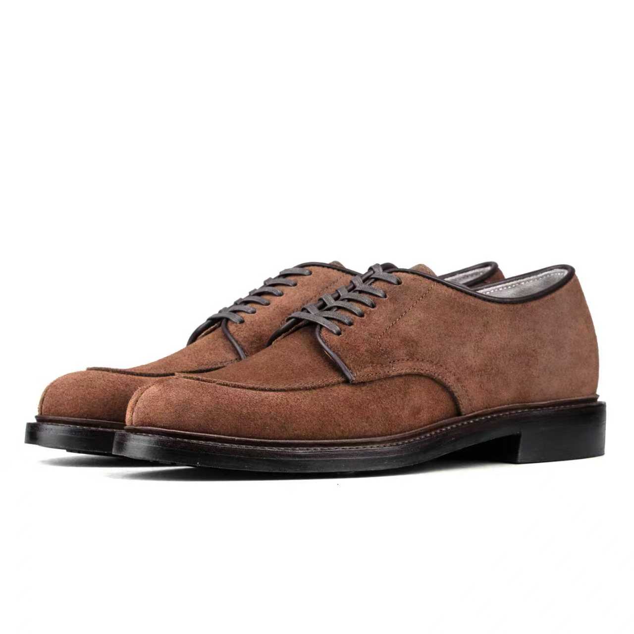 Classic V-Tip Shoe - luosjiet®shoes - Brown Oiled Cowhide Reverse